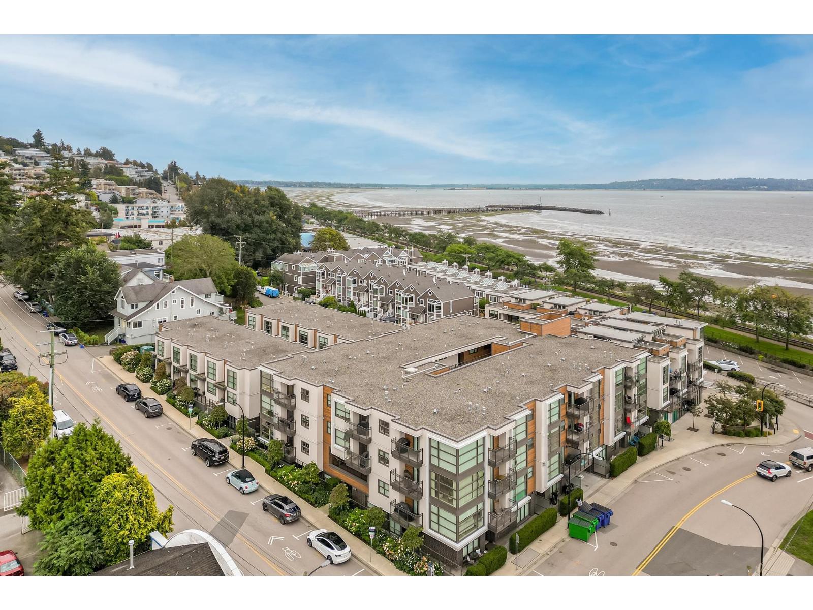 205 1160 OXFORD STREET, Surrey, British Columbia