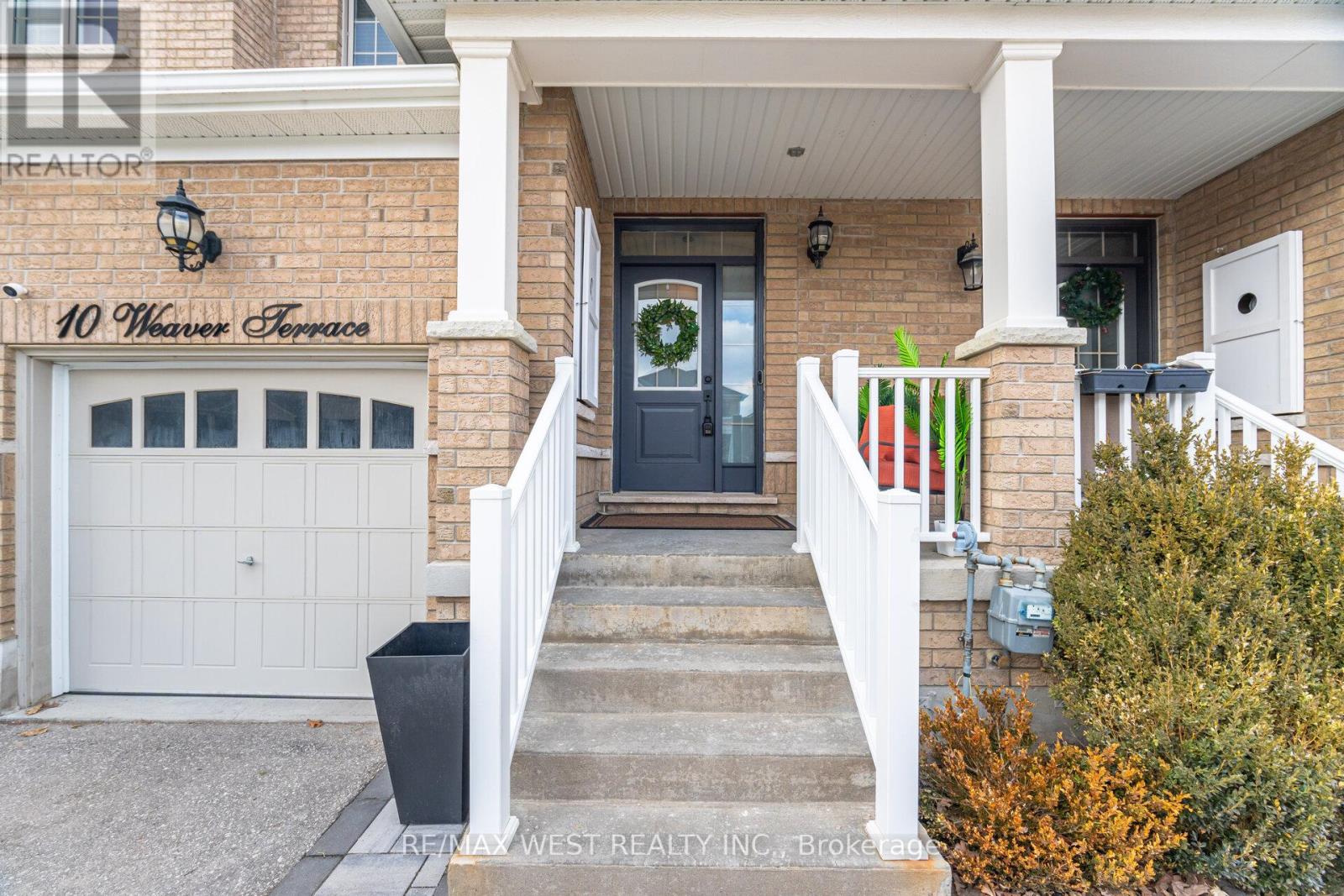 10 Weaver Terrace, New Tecumseth, Ontario  L0G 1W0 - Photo 2 - N12904476