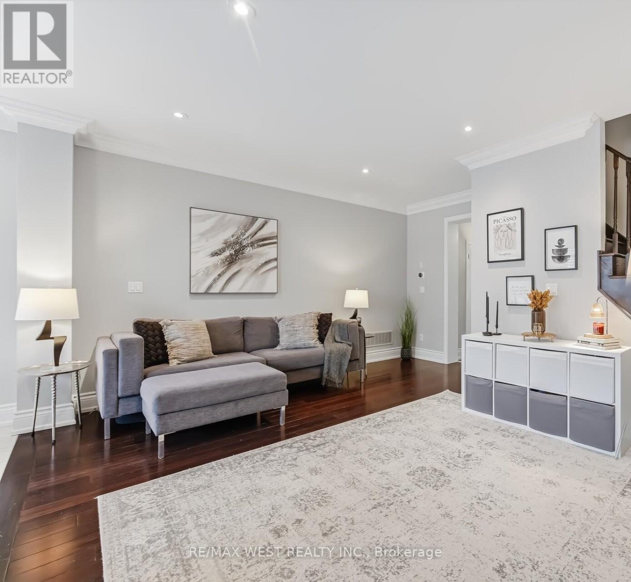 10 Weaver Terrace, New Tecumseth, Ontario  L0G 1W0 - Photo 7 - N12904476