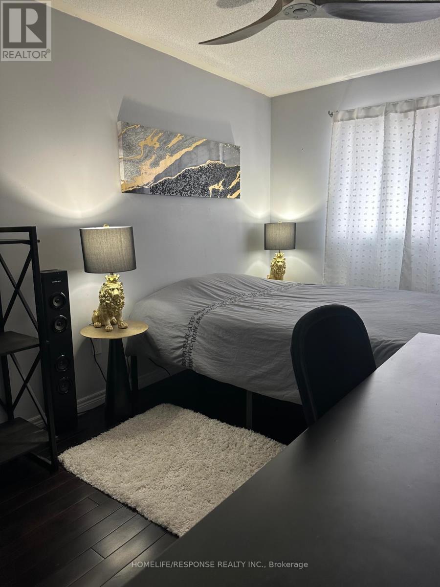 9 Aubergine Street, Richmond Hill, Ontario  L4E 5A8 - Photo 12 - N12904486