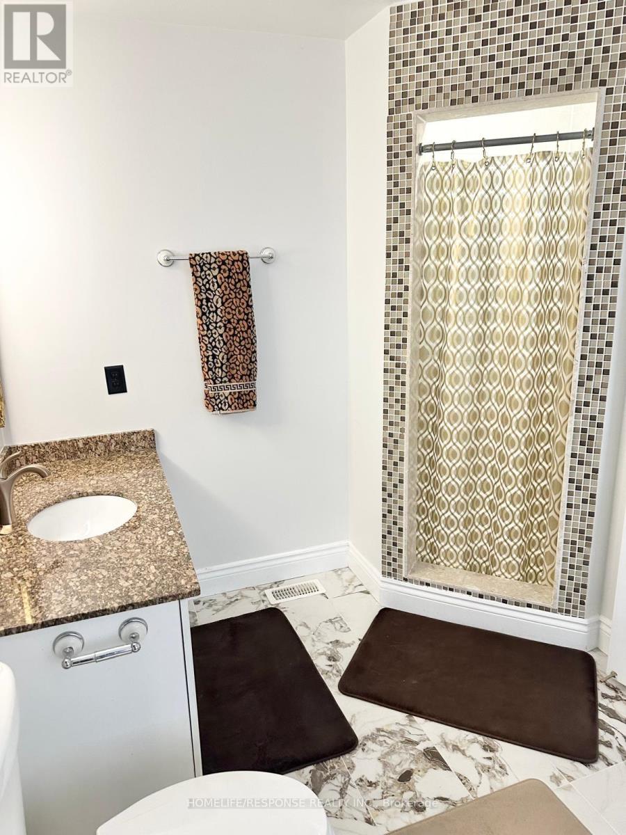 9 Aubergine Street, Richmond Hill, Ontario  L4E 5A8 - Photo 16 - N12904486