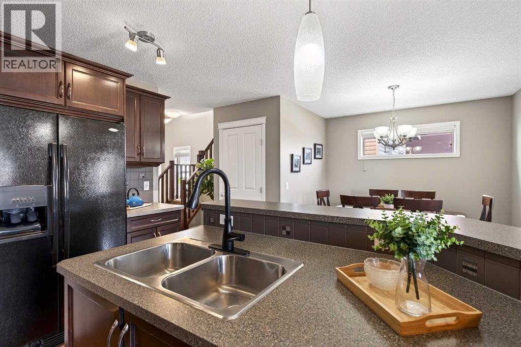 186 Covecreek Place Ne, Calgary, Alberta  T3K 0L3 - Photo 12 - A2294333