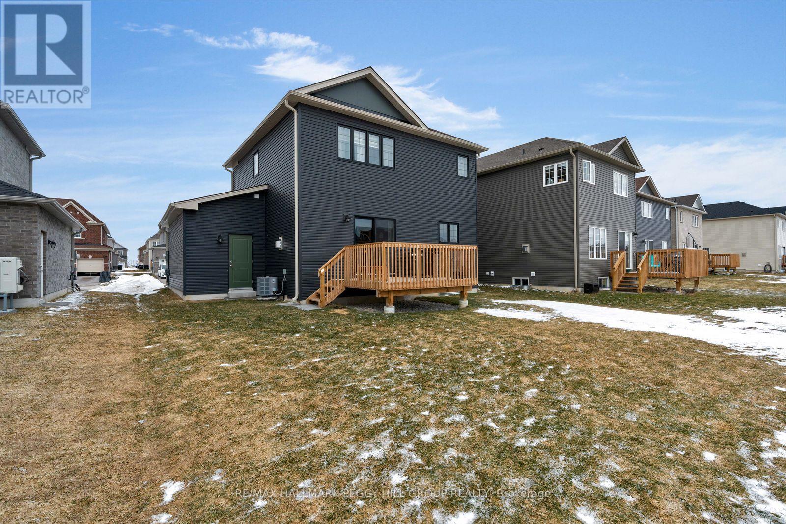 229 Mckenzie Drive, Clearview (Stayner), Ontario L0M 1S0 - Photo 14 - S12904458