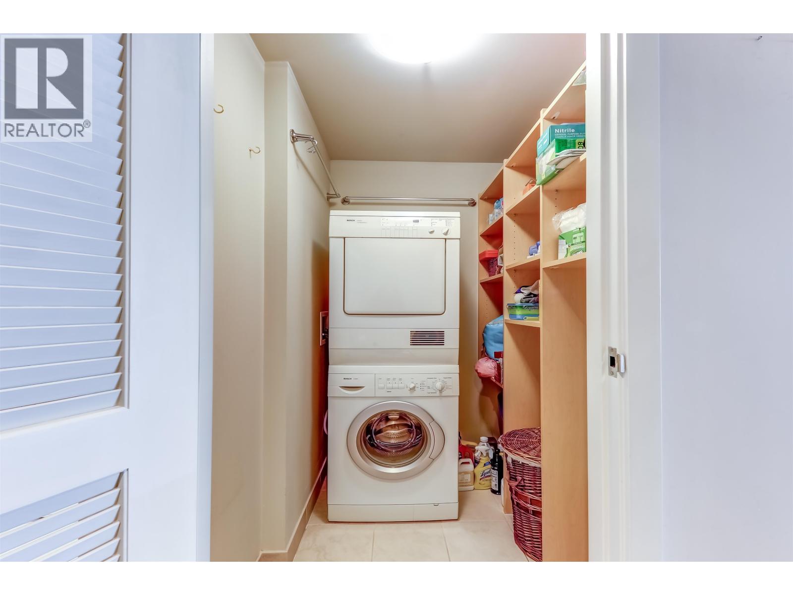 402 590 Nicola Street, Vancouver, British Columbia  V6G 3J8 - Photo 5 - R3101925