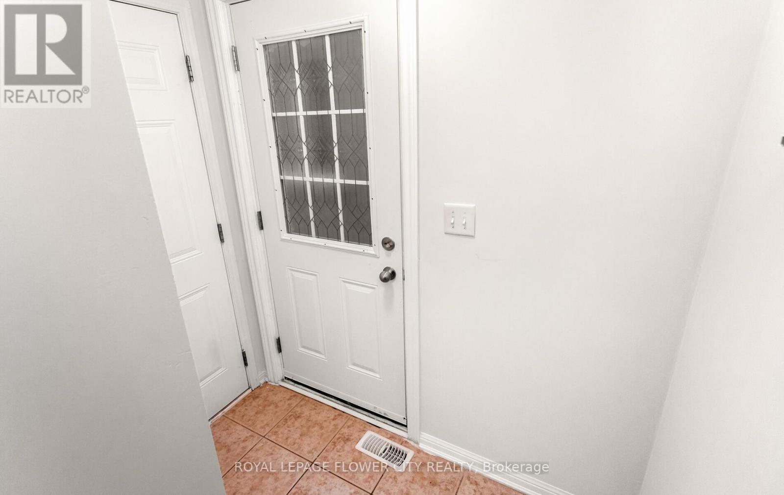 47 Haverty Trail, Brampton, Ontario  L7A 0S3 - Photo 24 - W12903530