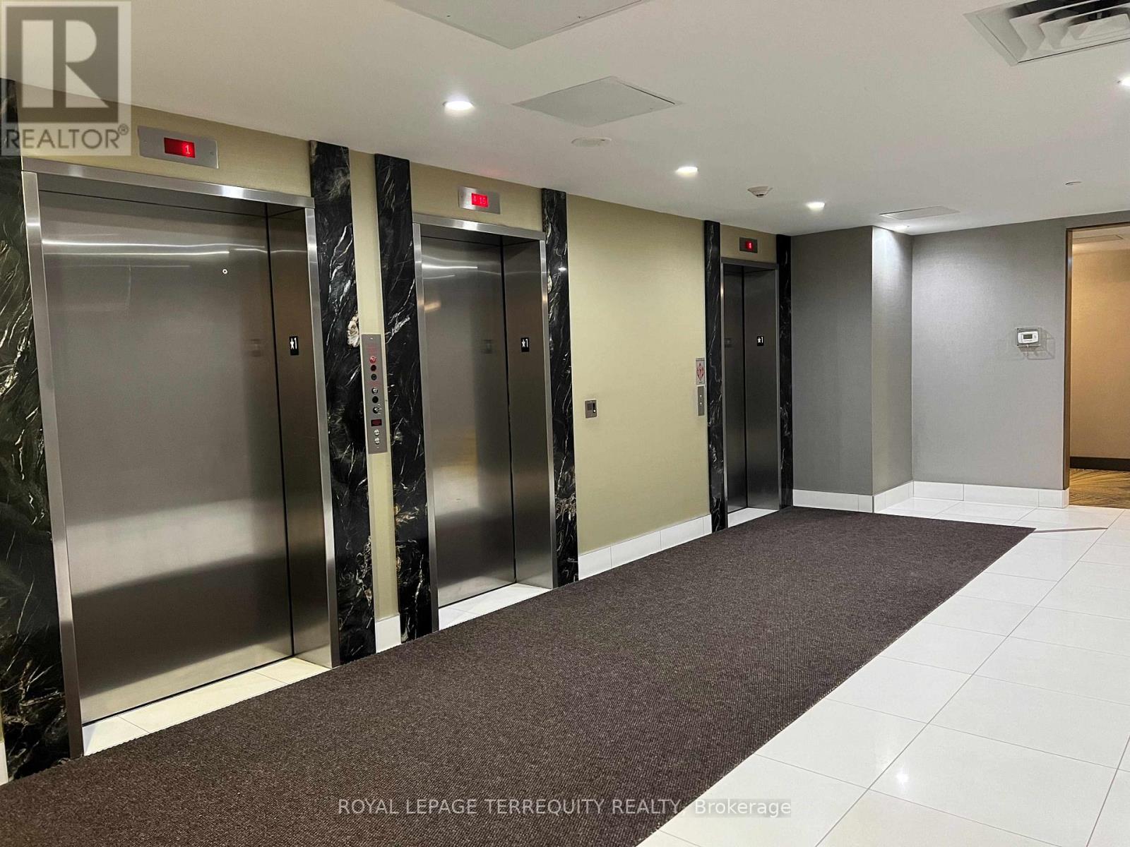 1518 - 5033 Four Springs Avenue, Mississauga, Ontario  L5R 0G6 - Photo 6 - W12904448