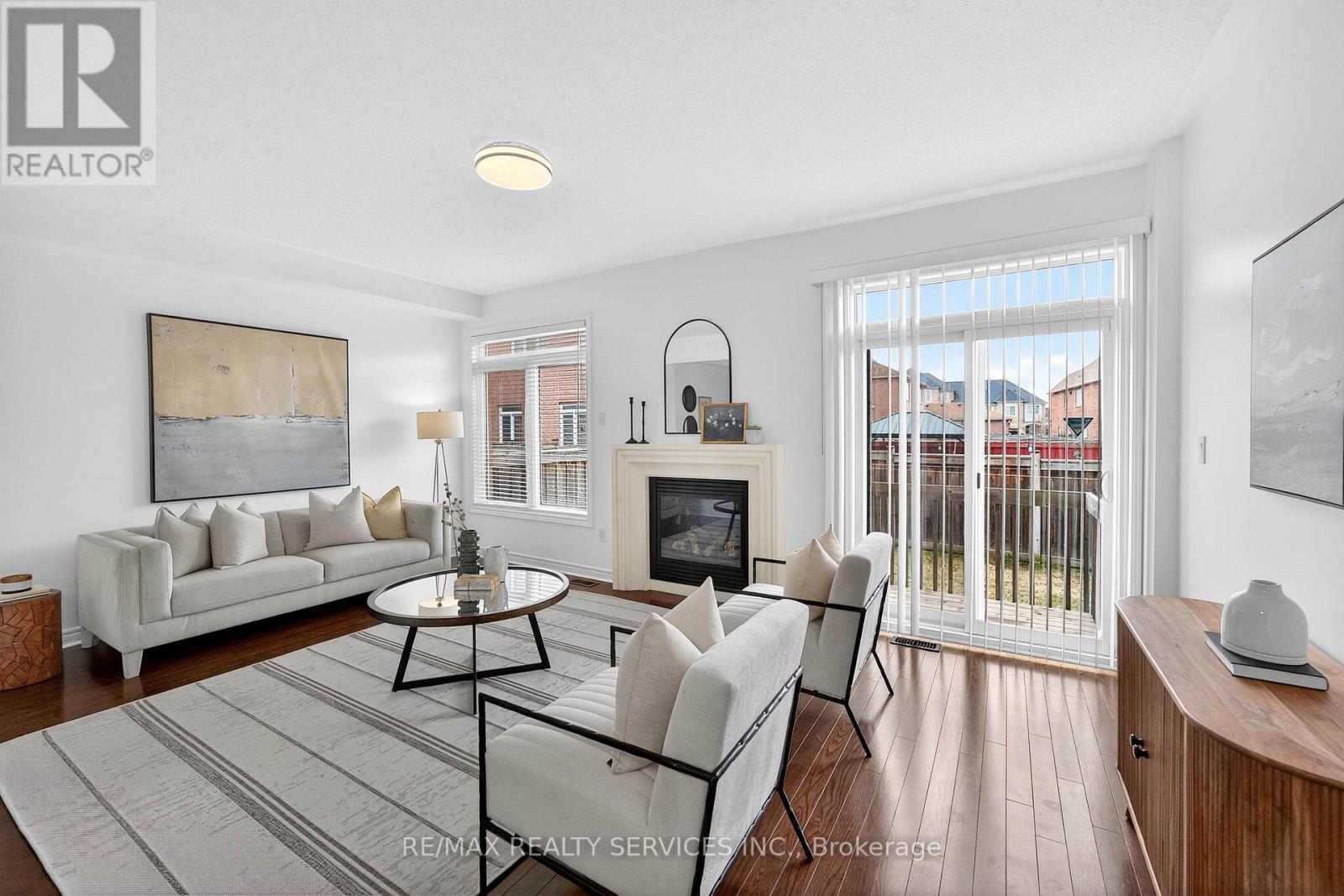 39 Lorenzo Circle, Brampton, Ontario  L6R 3N4 - Photo 11 - W12904510