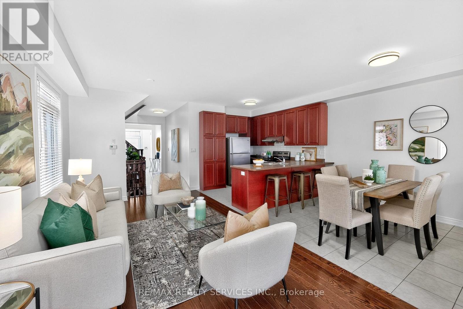 39 Lorenzo Circle, Brampton, Ontario  L6R 3N4 - Photo 15 - W12904510