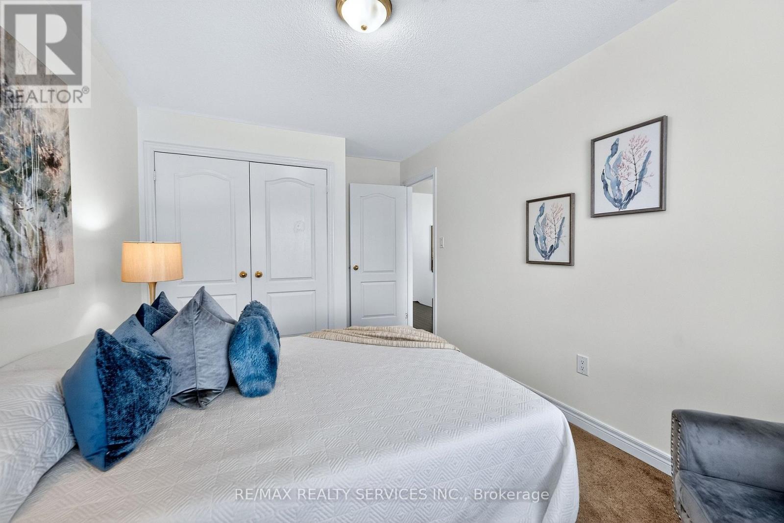 39 Lorenzo Circle, Brampton, Ontario  L6R 3N4 - Photo 33 - W12904510