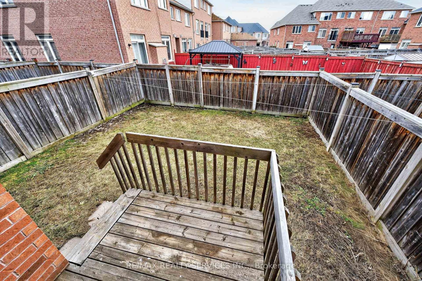 39 Lorenzo Circle, Brampton, Ontario  L6R 3N4 - Photo 40 - W12904510