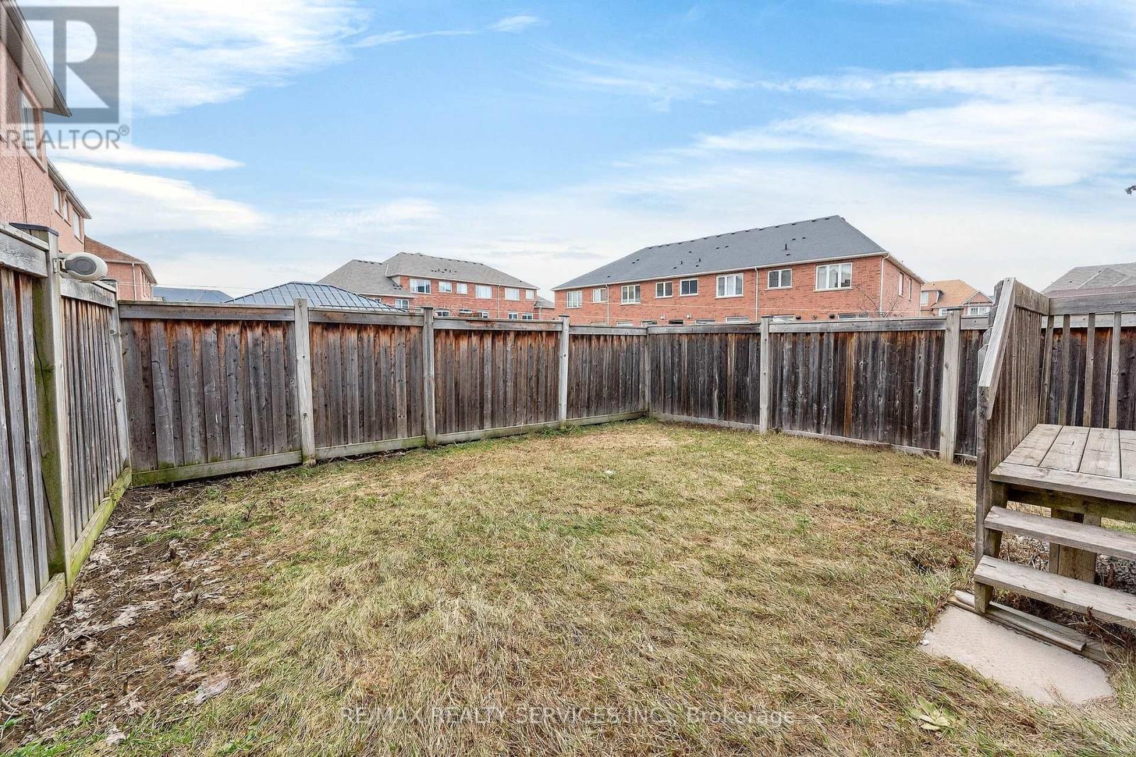 39 Lorenzo Circle, Brampton, Ontario  L6R 3N4 - Photo 42 - W12904510