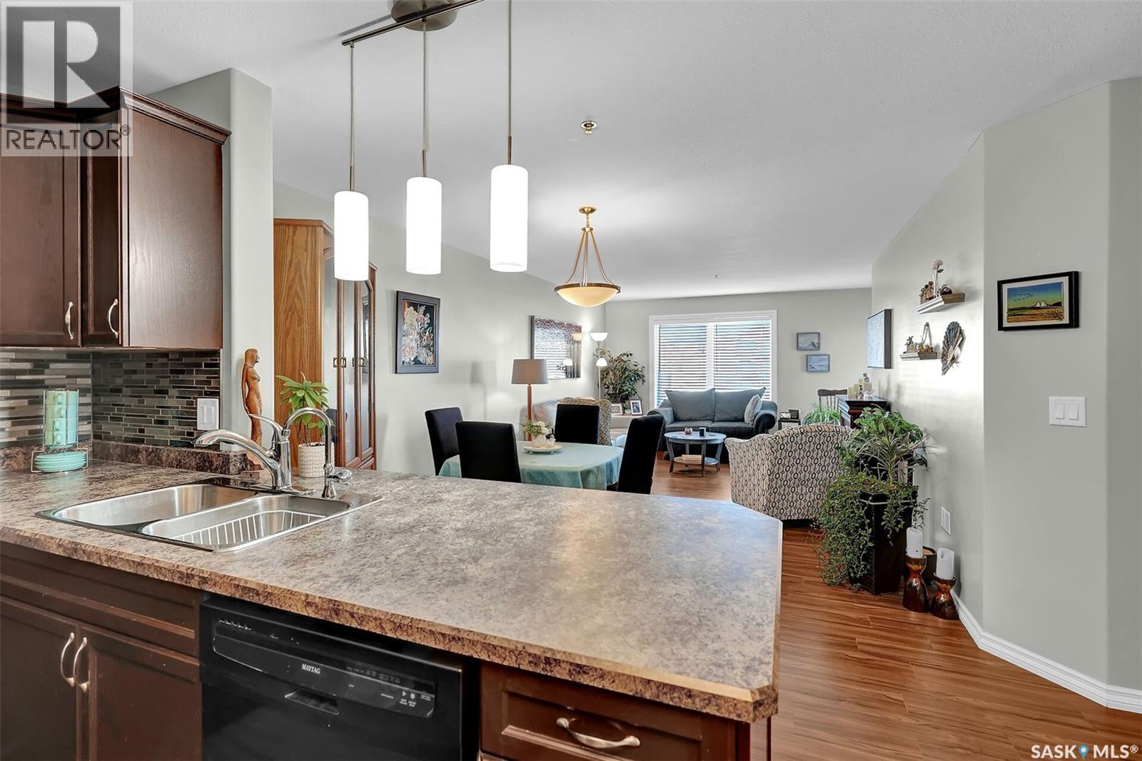 105 1621 Dakota Drive, Regina, Saskatchewan  S4Z 0A8 - Photo 5 - SK030939
