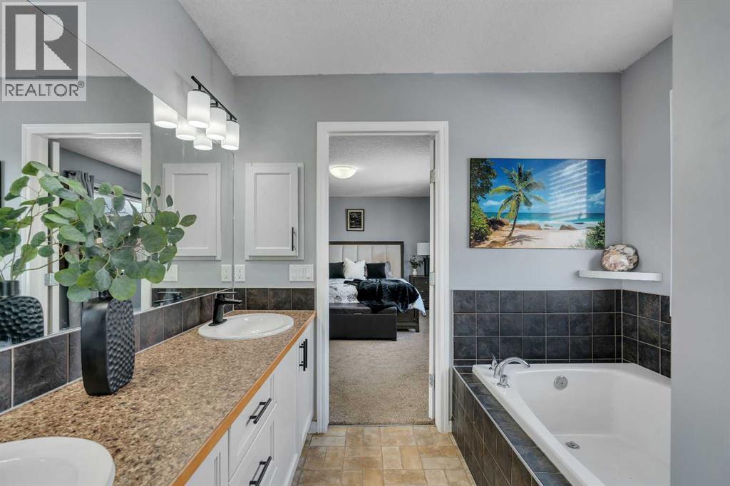 6 Morningside Landing SW, Airdrie, Alberta  T4B 0E1 - Photo 23 - A2289107