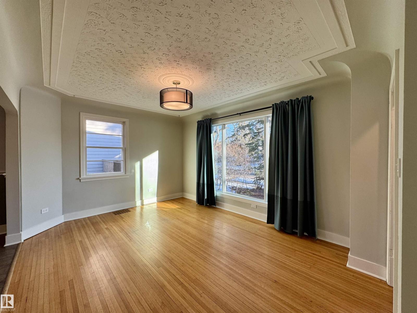 10944 71 Av Nw, Edmonton, Alberta  T6G 0A1 - Photo 5 - E4478337