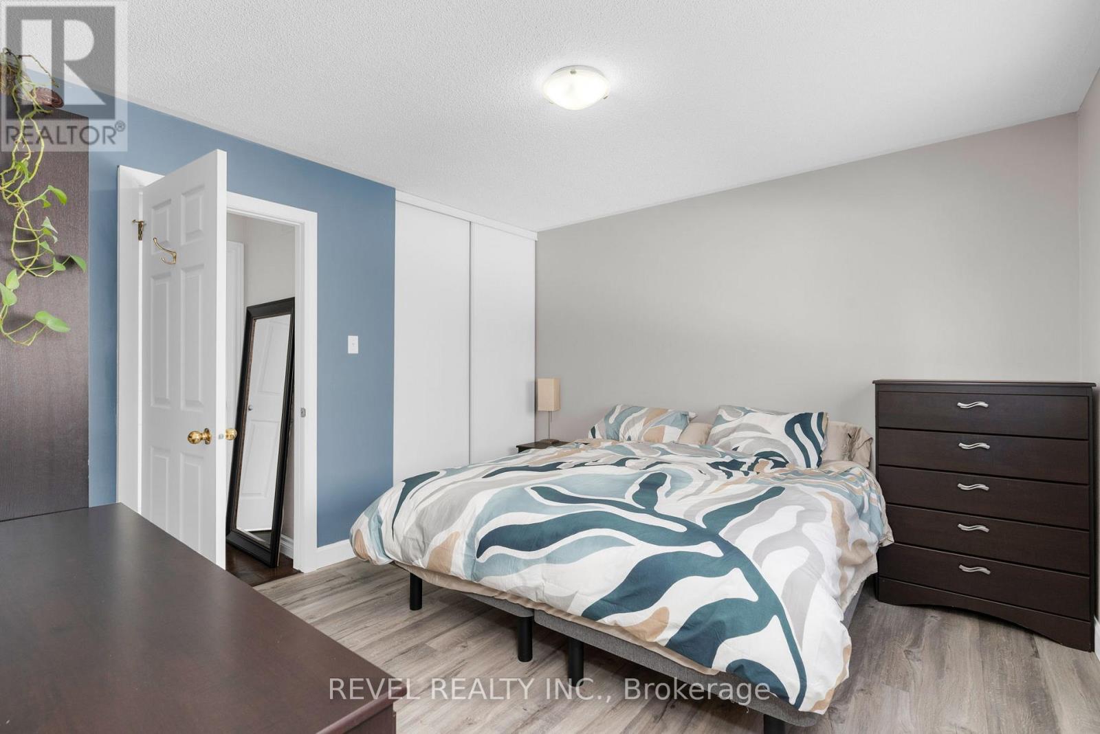 32 Hickory Lane, Oro-Medonte (Sugarbush), Ontario  L0K 1E0 - Photo 17 - S12803060