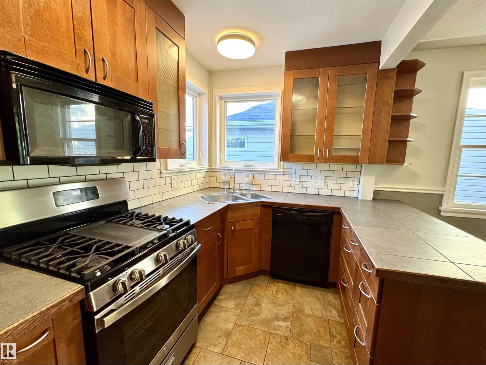 10944 71 Av Nw, Edmonton, Alberta  T6G 0A1 - Photo 13 - E4478337