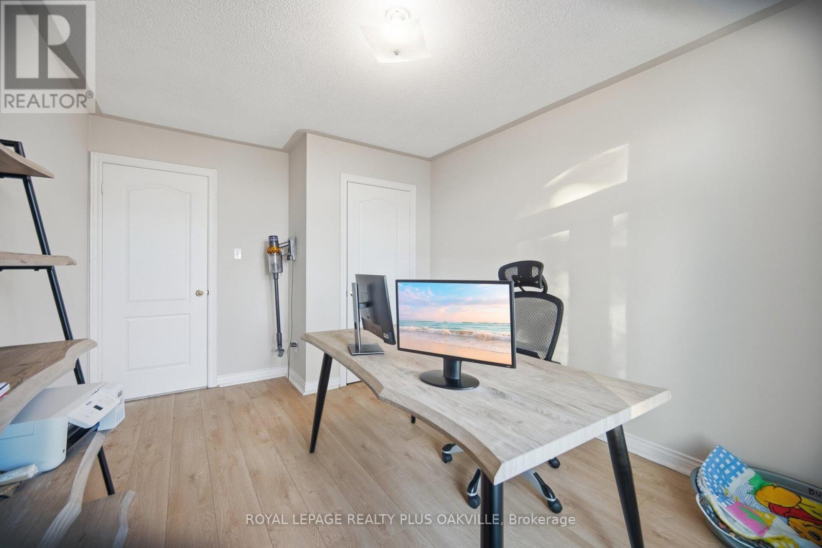 3395 Trelawny Circle, Mississauga, Ontario  L5N 6N6 - Photo 29 - W12817444