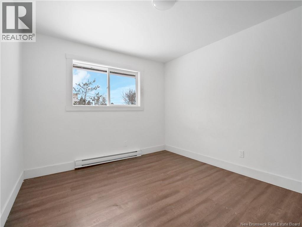 194-196 Lorne Street, Moncton, New Brunswick  E1C 3W4 - Photo 12 - NB133633