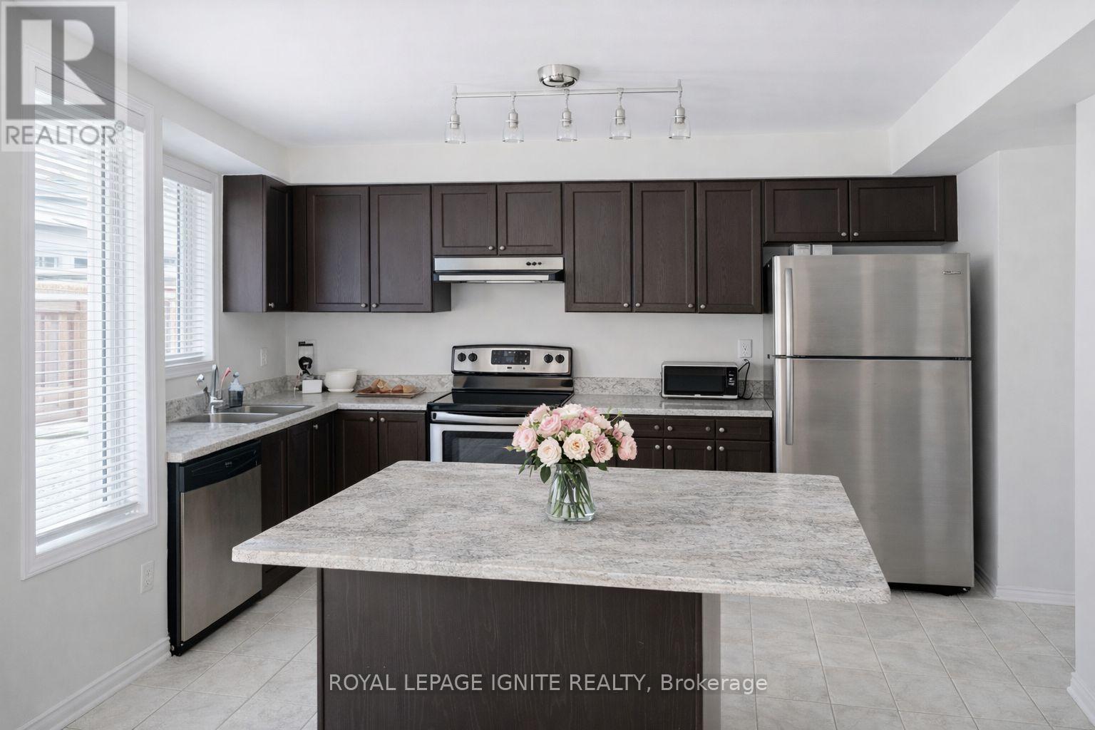 9 Bazin Road, Ajax, Ontario  L1Z 0N1 - Photo 2 - E12904202