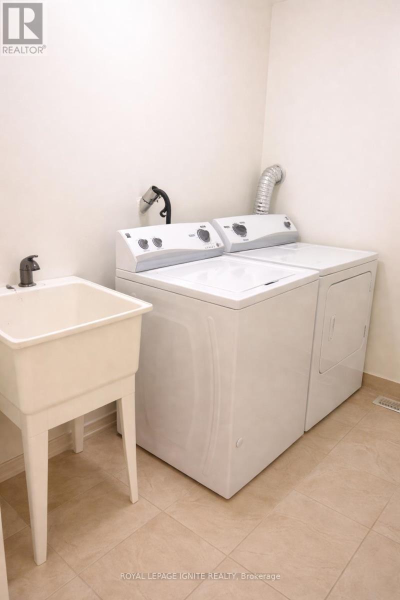 9 Bazin Road, Ajax, Ontario  L1Z 0N1 - Photo 8 - E12904202