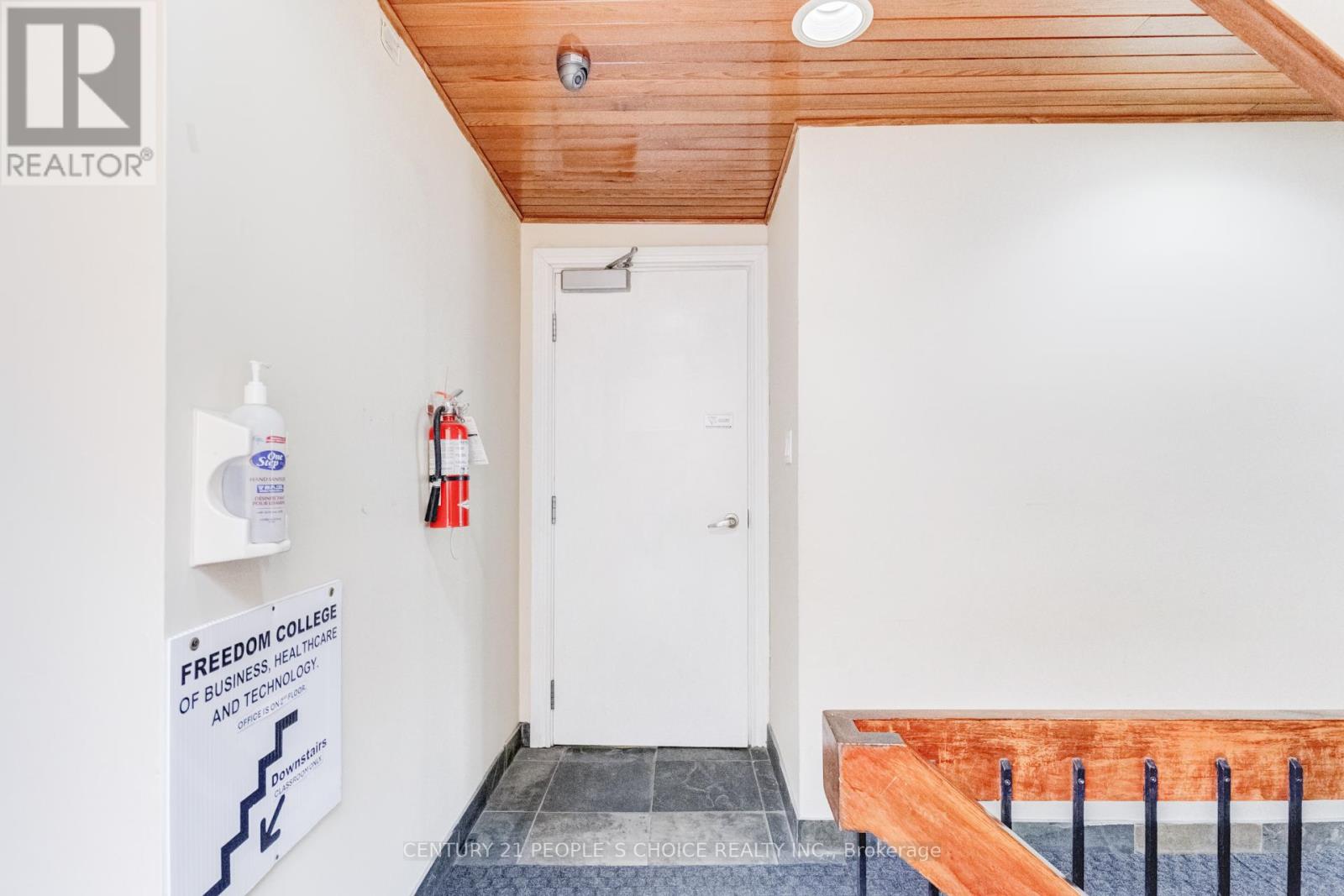 3042 Keele Street, Toronto, Ontario  M3M 2H5 - Photo 21 - W12888780