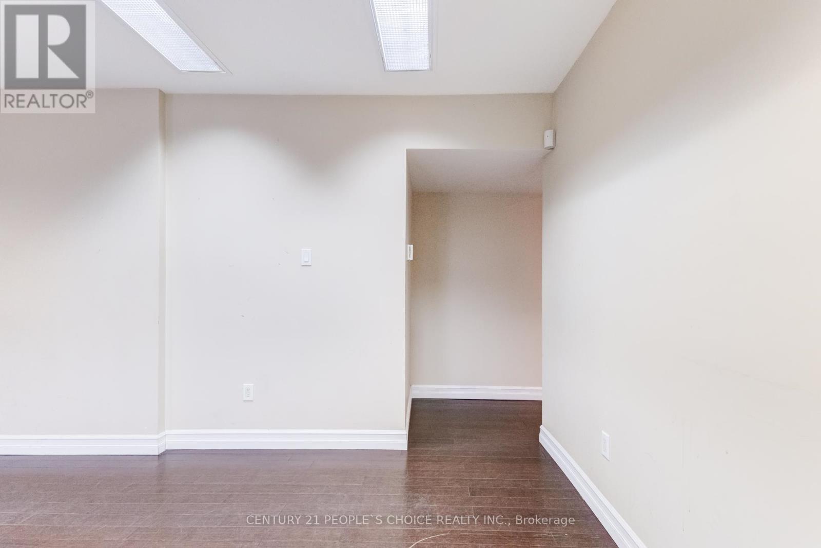 3042 Keele Street, Toronto, Ontario  M3M 2H5 - Photo 10 - W12888780