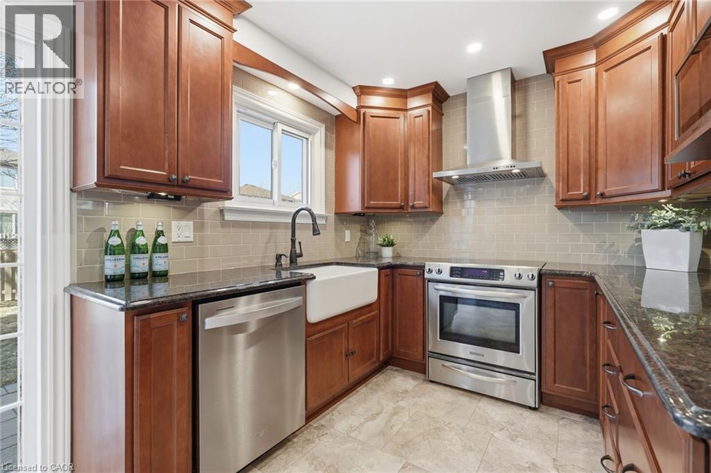 2443 Newport Street, Burlington, Ontario  L7M 3Y1 - Photo 15 - 40813863