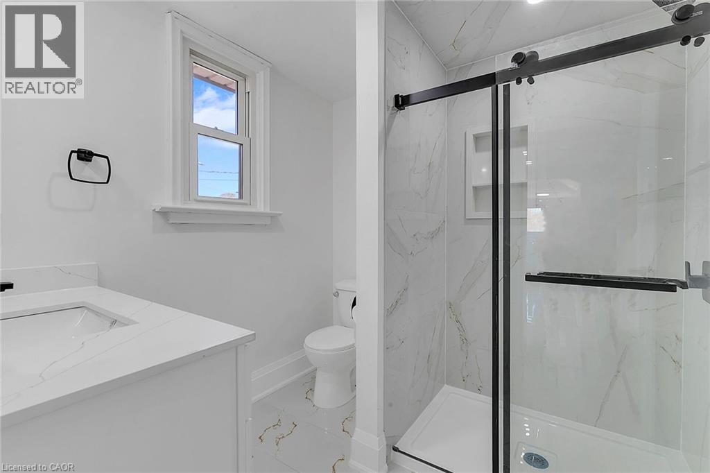 581 Lancaster Street W Unit# 1, Kitchener, Ontario  N2K 1M5 - Photo 6 - 40813696