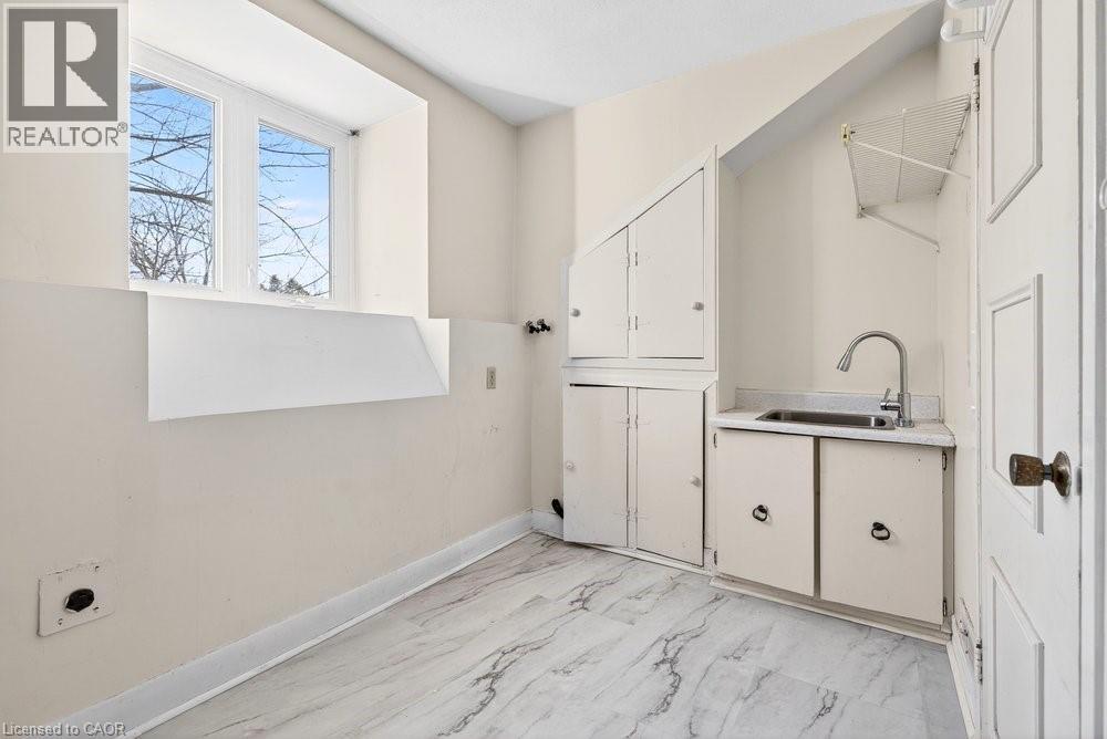 727 Brant Street, Burlington, Ontario  L7R 2H6 - Photo 21 - 40811894