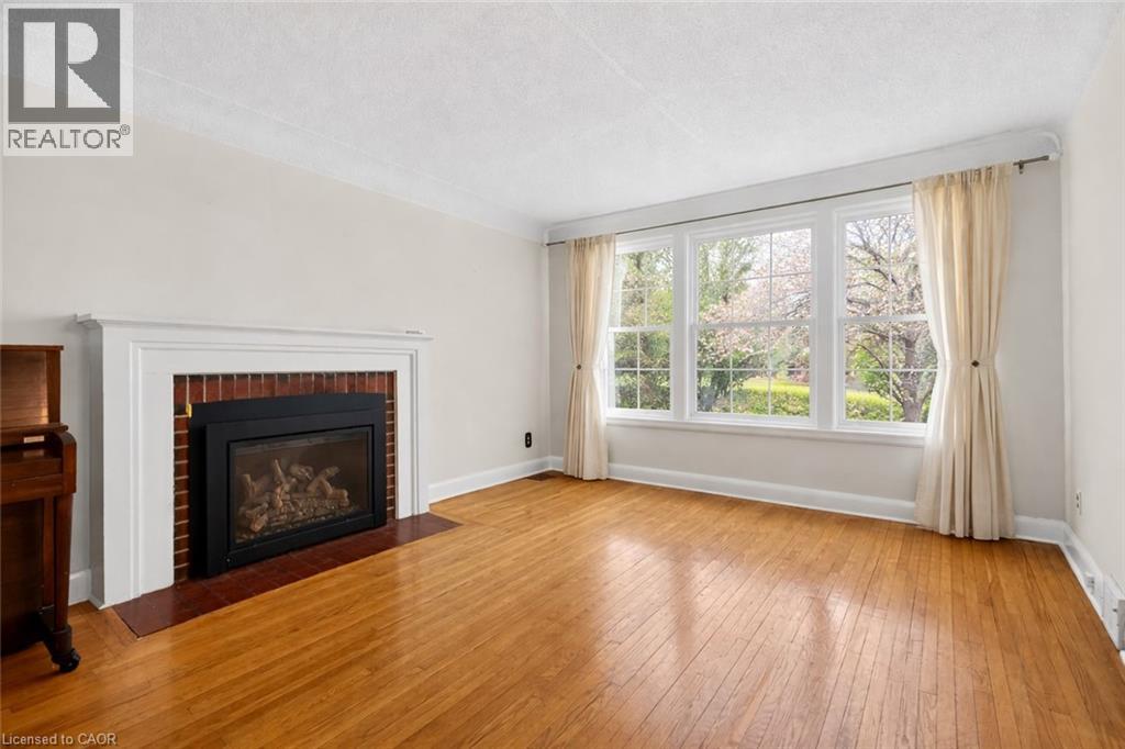 727 Brant Street, Burlington, Ontario  L7R 2H6 - Photo 4 - 40811894