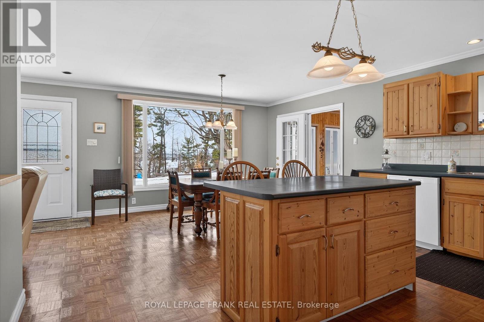 721 Hatton Avenue, Selwyn, Ontario  K0L 1H0 - Photo 6 - X12904626