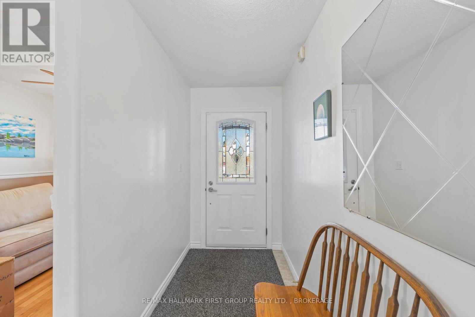 979 Rainbow Crescent, Kingston, Ontario  K7K 7J3 - Photo 4 - X12904602