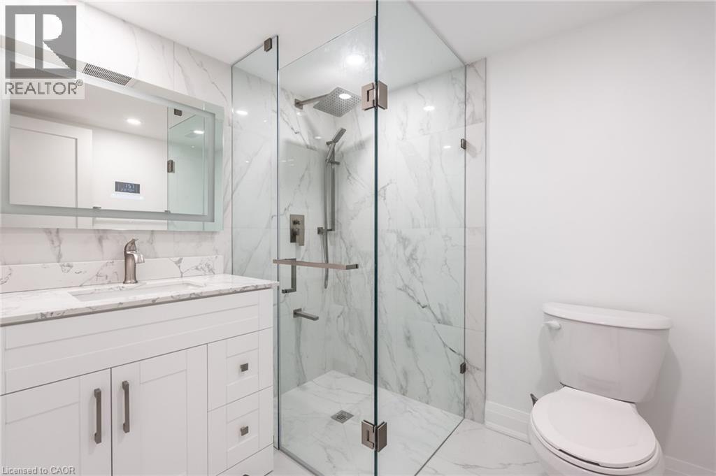 64 Brookstream Court, Hamilton, Ontario  L8K 6J2 - Photo 34 - 40808555