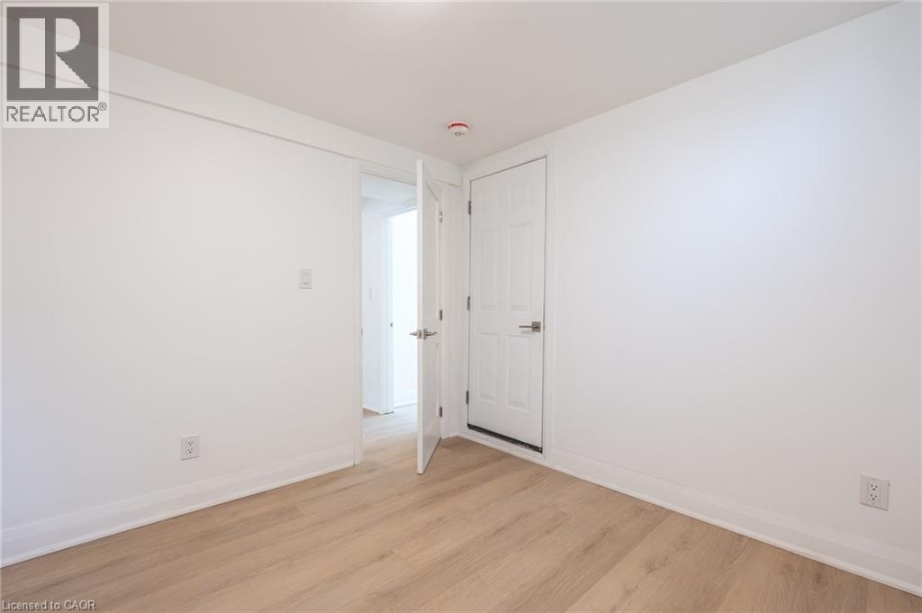 64 Brookstream Court, Hamilton, Ontario  L8K 6J2 - Photo 31 - 40808555