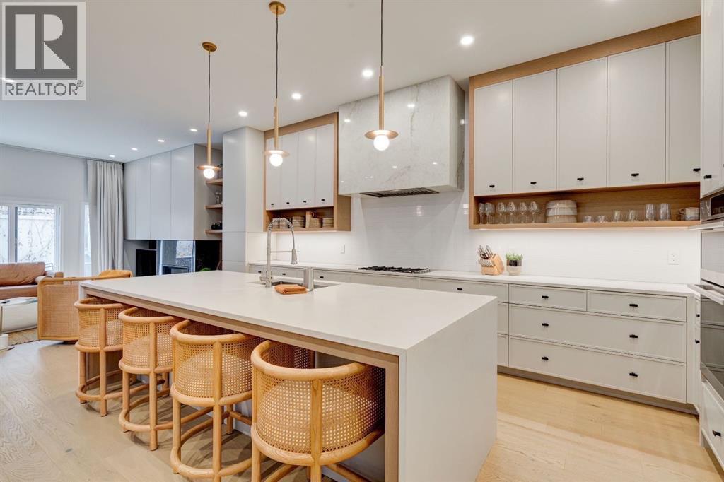 2616 17 Street Sw, Calgary, Alberta  T2T 4N1 - Photo 11 - A2294694