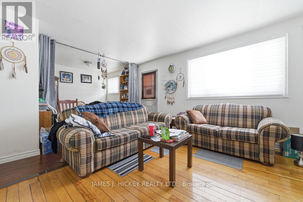 6 Hillcrest Avenue, Deep River, Ontario  K0J 1P0 - Photo 9 - X12904676