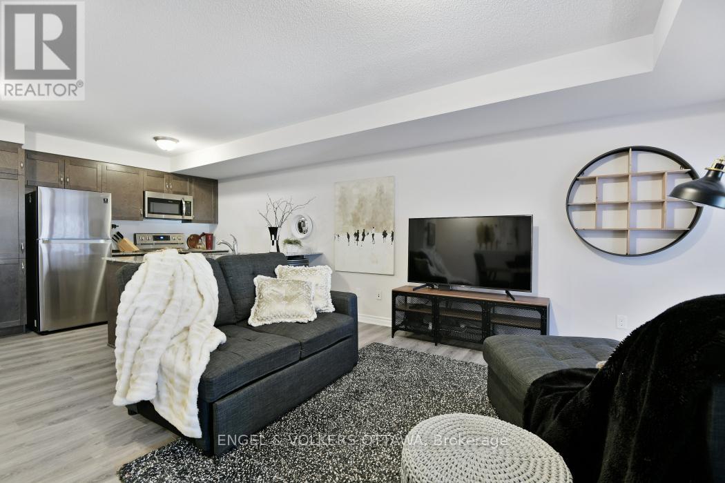 2033 Seeley's Bay Street, Ottawa, Ontario  K2J 6L3 - Photo 14 - X12904630