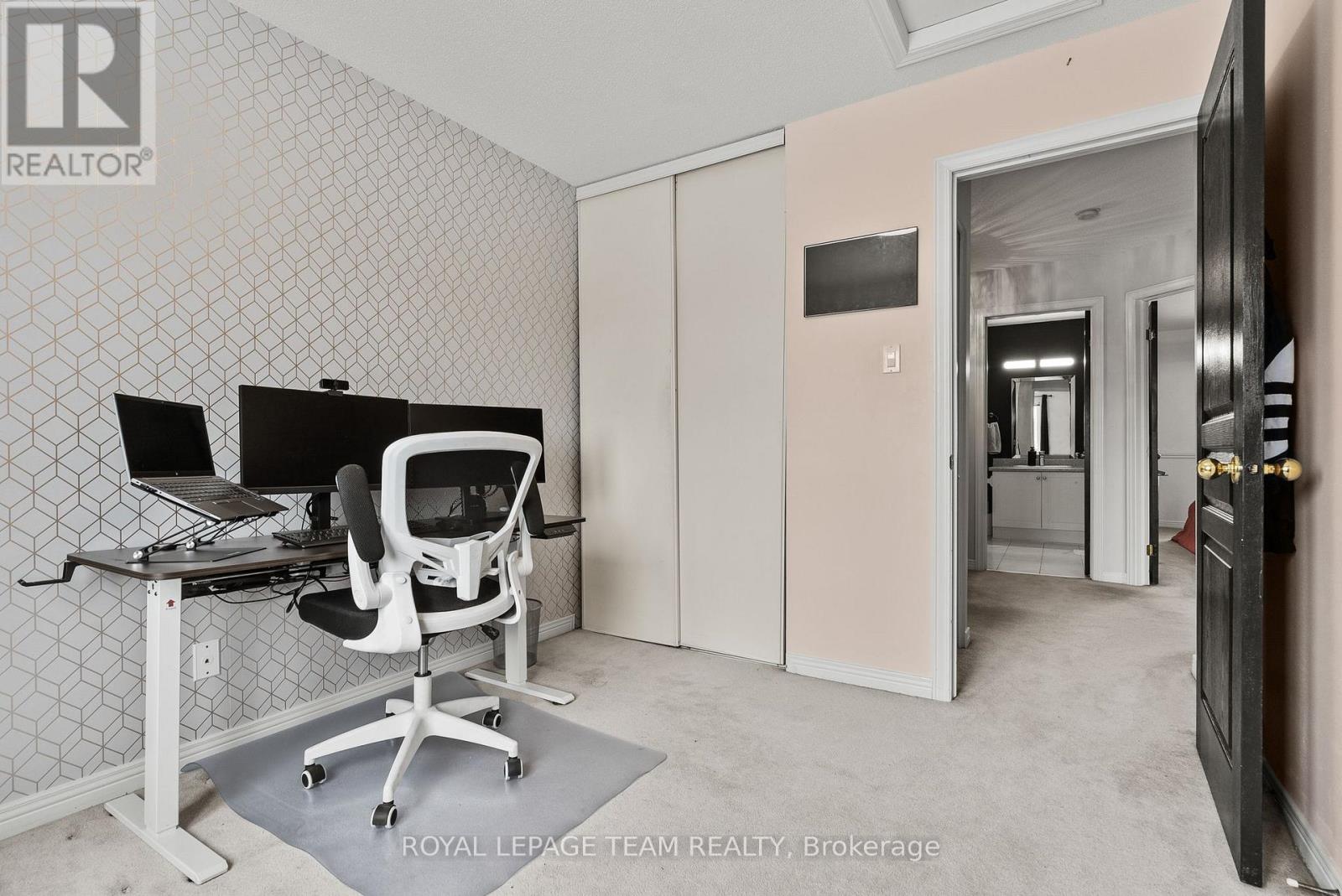 5 Milner Downs Crescent, Ottawa, Ontario K2M 2S6 - Photo 32 - X12904636