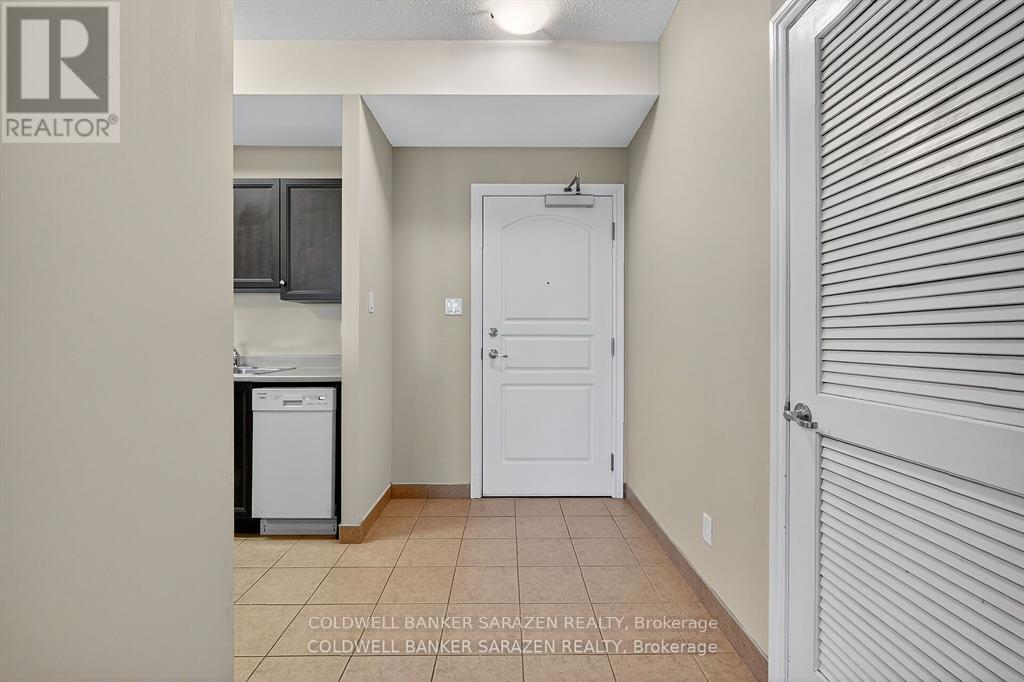 1105 - 100 Roger Guindon Avenue, Ottawa, Ontario K1G 3Z7 - Photo 10 - X12904662