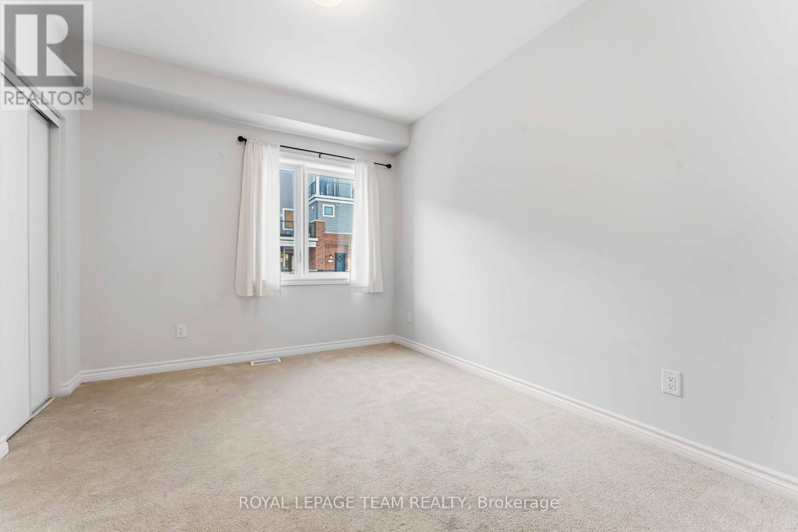 308 - 109 Pilot Private, Ottawa, Ontario K2V 0S4 - Photo 21 - X12904664