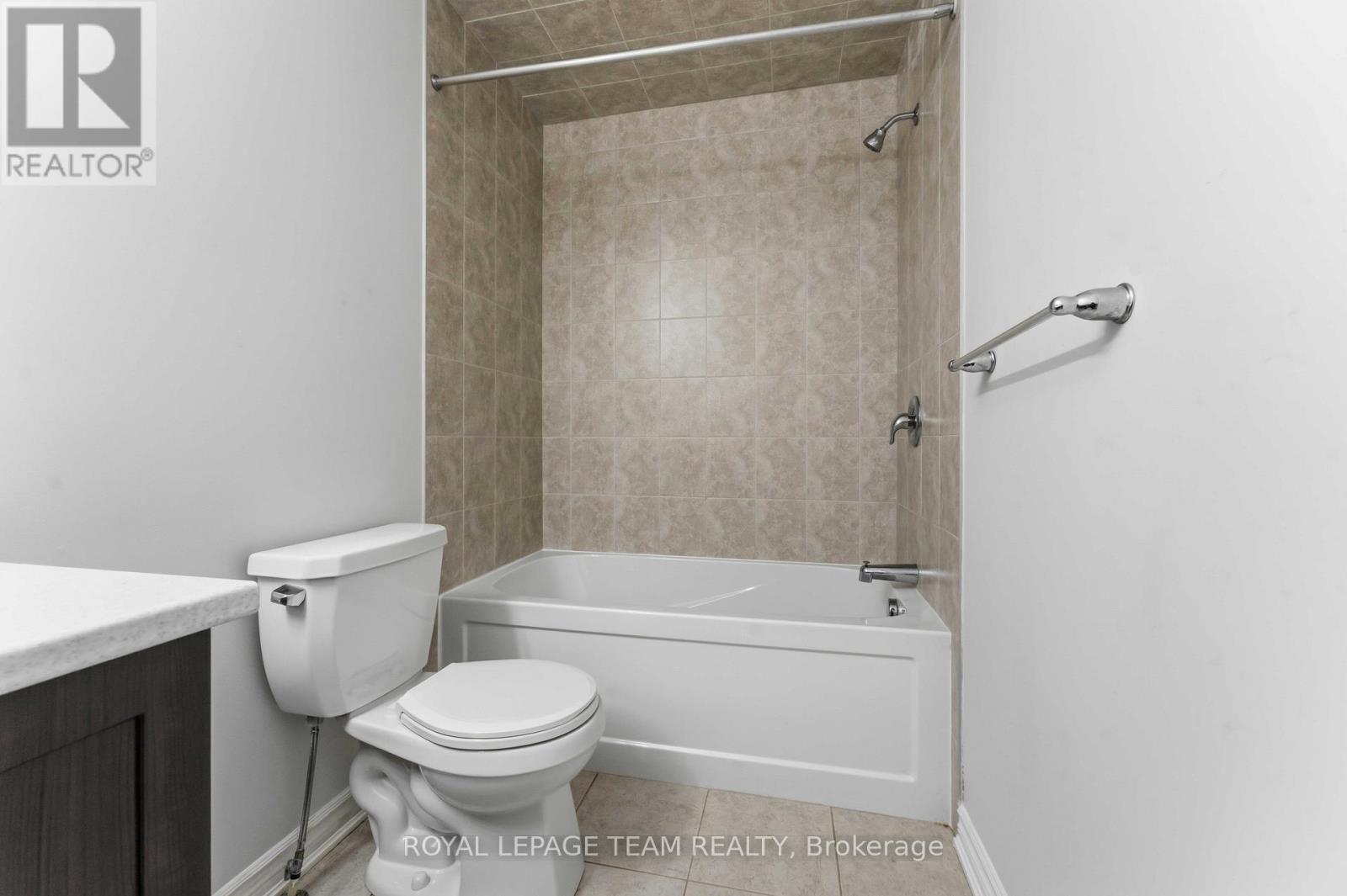 308 - 109 Pilot Private, Ottawa, Ontario K2V 0S4 - Photo 32 - X12904664