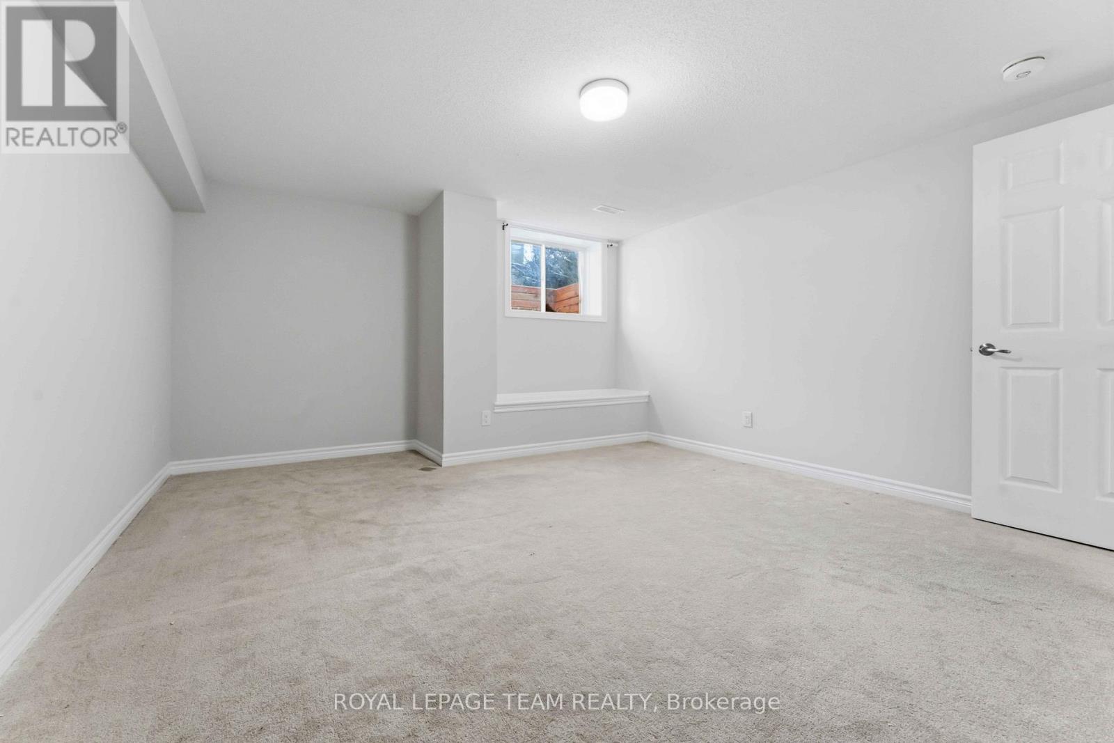 308 - 109 Pilot Private, Ottawa, Ontario K2V 0S4 - Photo 45 - X12904664