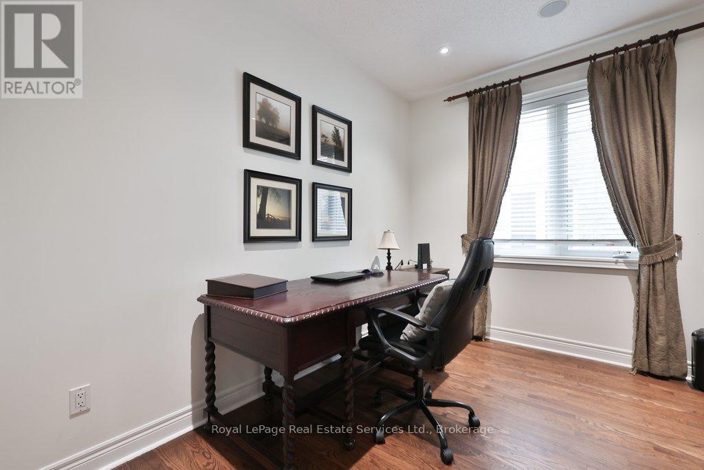 2187 Mariposa Road, Oakville, Ontario  L6M 4R9 - Photo 21 - W12904624