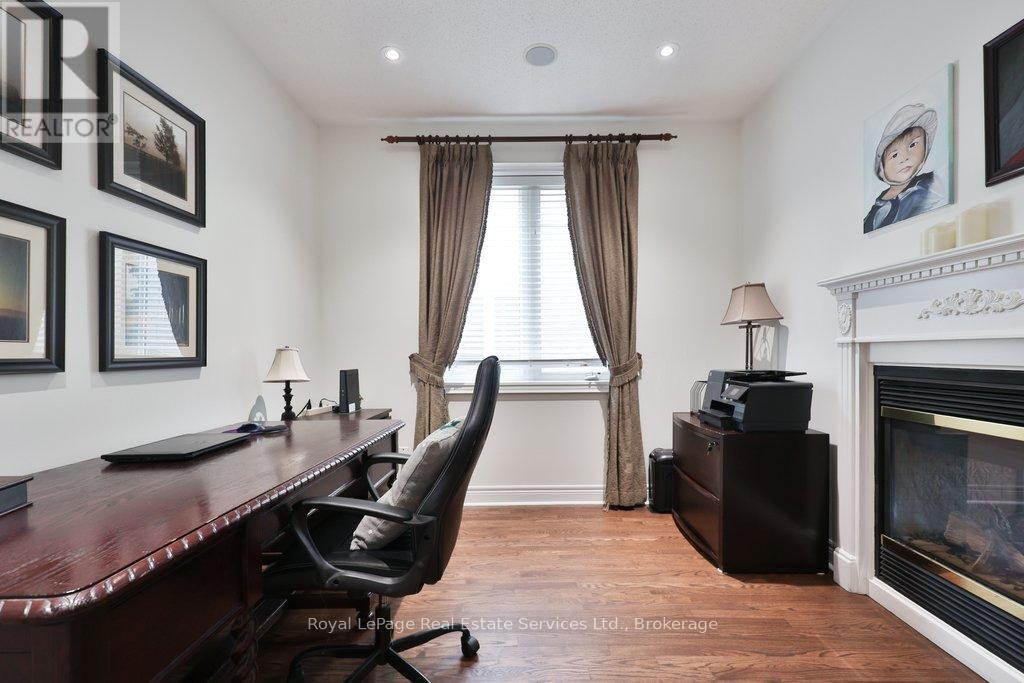 2187 Mariposa Road, Oakville, Ontario  L6M 4R9 - Photo 22 - W12904624