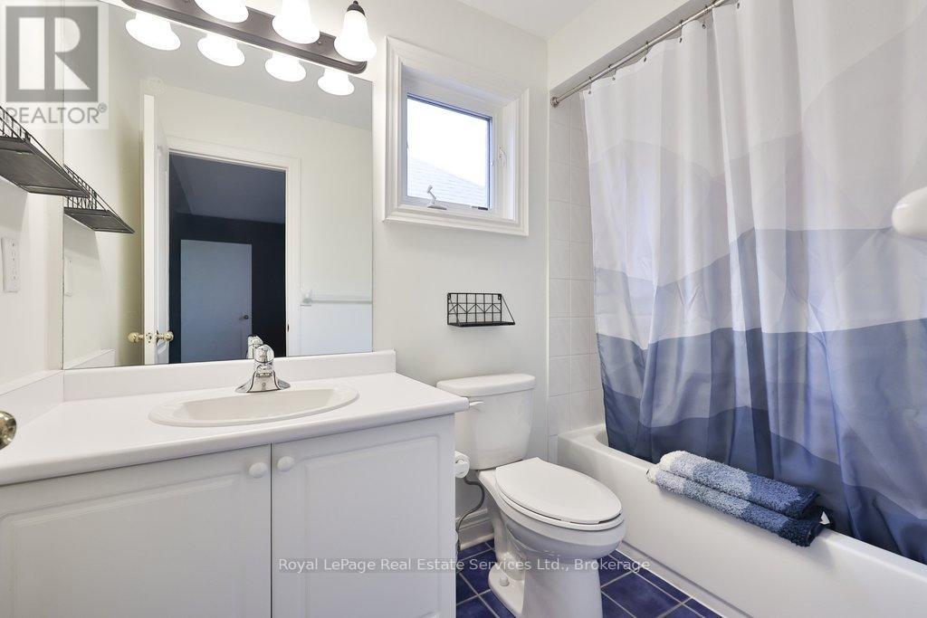 2187 Mariposa Road, Oakville, Ontario  L6M 4R9 - Photo 33 - W12904624