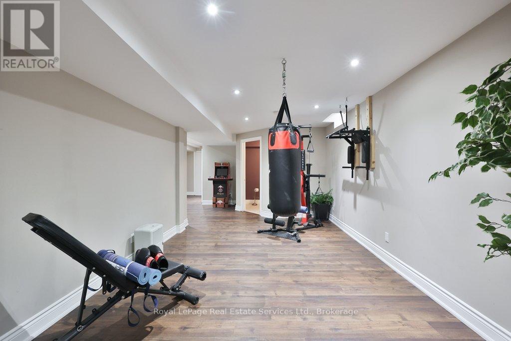 2187 Mariposa Road, Oakville, Ontario  L6M 4R9 - Photo 35 - W12904624