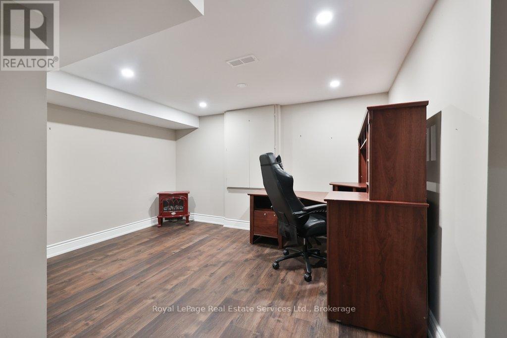 2187 Mariposa Road, Oakville, Ontario  L6M 4R9 - Photo 36 - W12904624