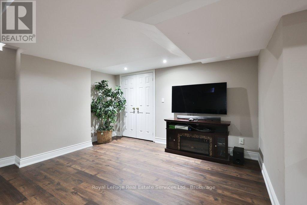 2187 Mariposa Road, Oakville, Ontario  L6M 4R9 - Photo 37 - W12904624