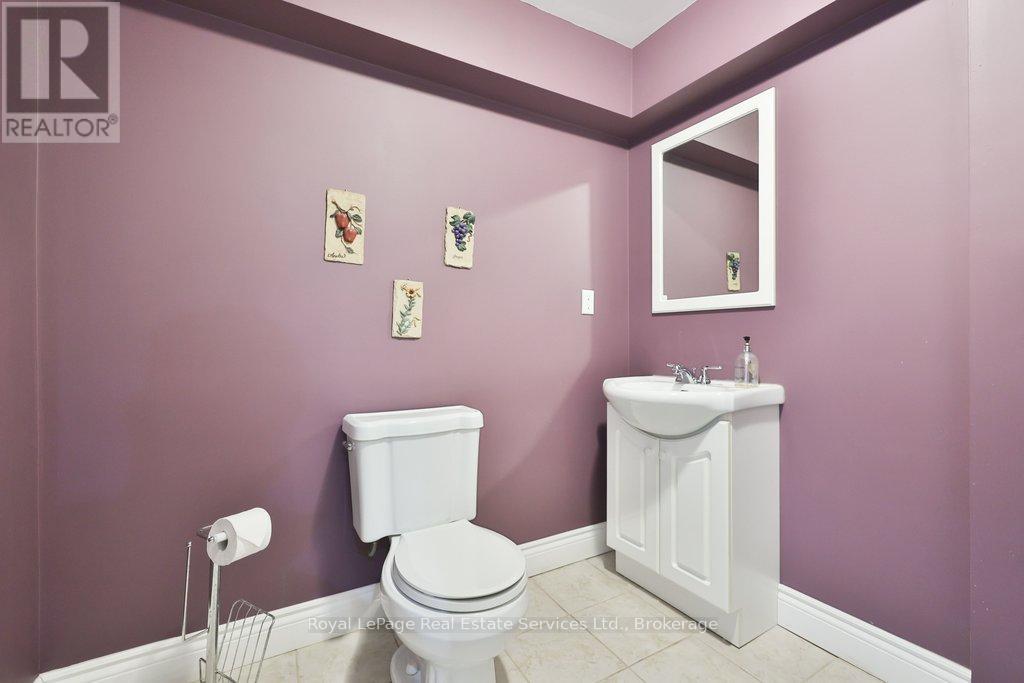 2187 Mariposa Road, Oakville, Ontario  L6M 4R9 - Photo 39 - W12904624