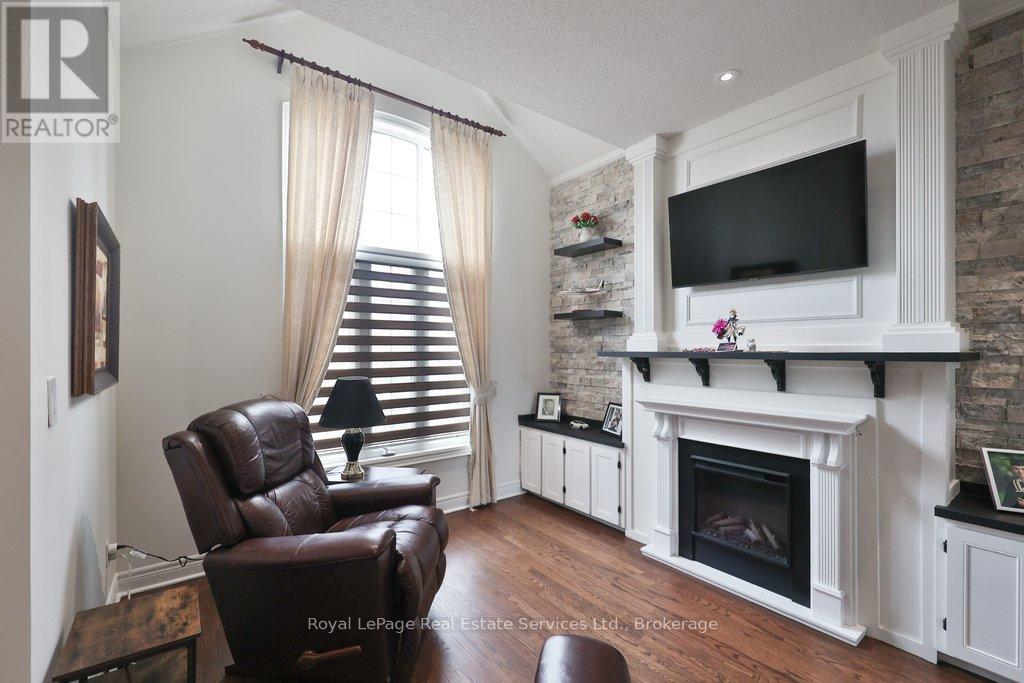 2187 Mariposa Road, Oakville, Ontario  L6M 4R9 - Photo 8 - W12904624